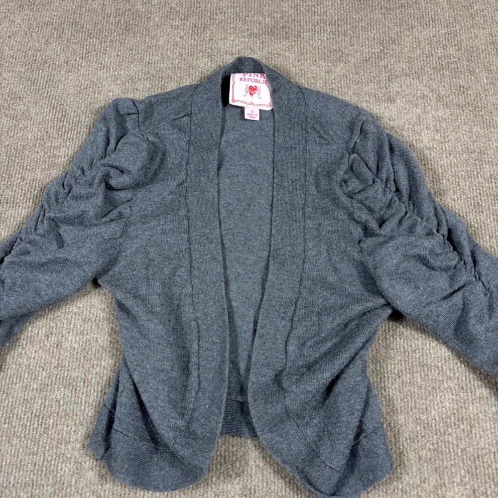 Pink Republic Women Gray Ruched Puff Sleeve Open Front Cropped Cardigan Small